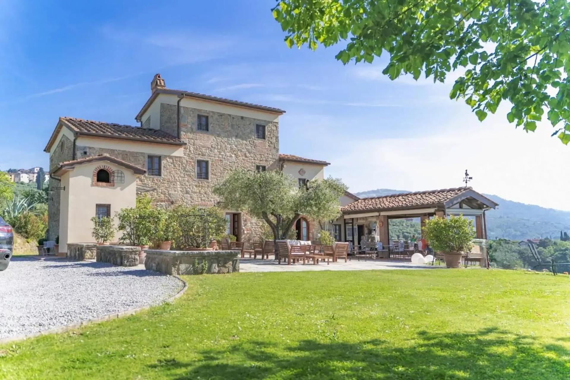 B&B Hotel La Piana Борго-а-Буджано Экстерьер фото